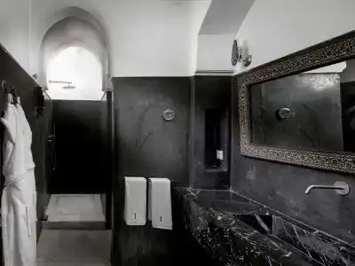 Riad Jaaneman - 39