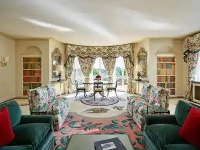 The Dorchester - Dorchester Collection - 103