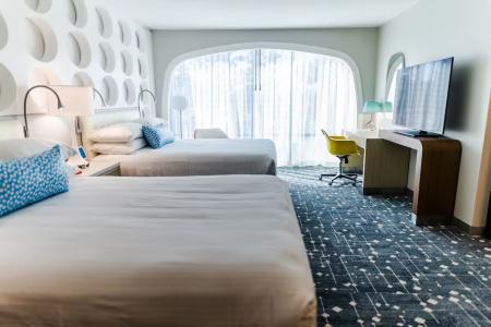 Howard Johnson by Wyndham Anaheim & Water Playground - 115