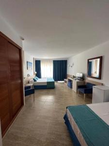 Agua Beach - 1