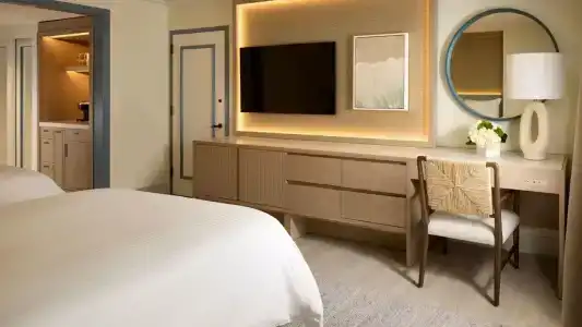 Loews Miami Beach - 40