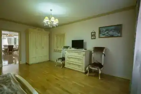Green Hall - 8