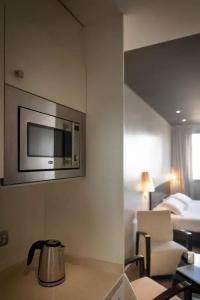 Suites Viena Plaza de España - 21