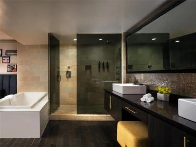 Midtown Atlanta, Curio Collection by Hilton - 9