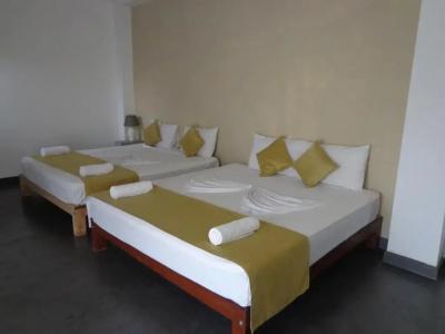 Star White - Negombo - 24