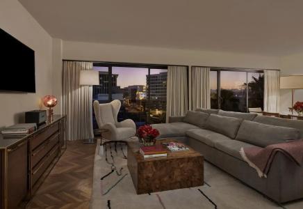 Sixty Beverly Hills - 76