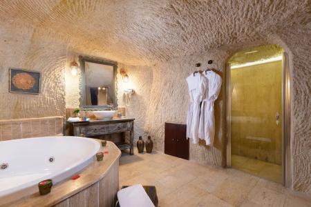 Elysion Cave Suites - 67