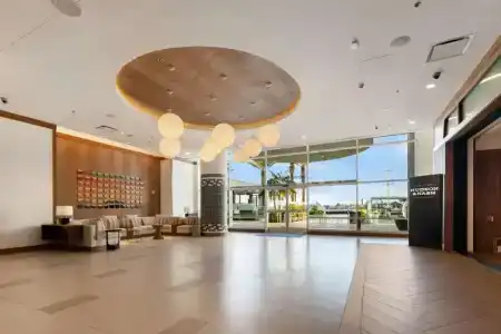 Hilton San Diego Bayfront - 1