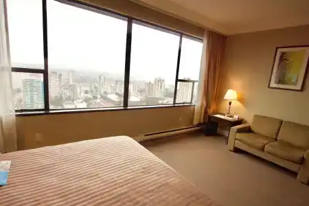 Century Plaza - 84