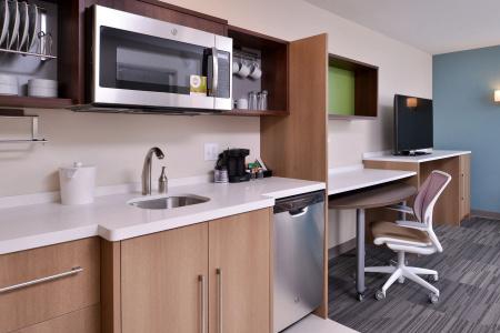 Home2 Suites By Hilton Portland Airport - 74