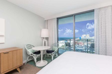 Wyndham Grand - 69