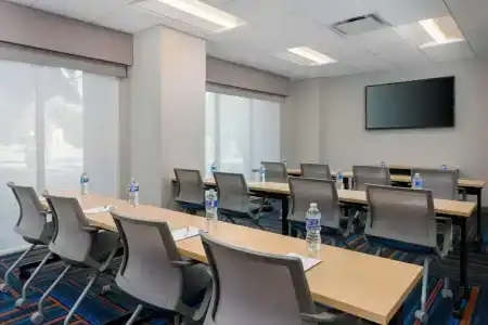 Hampton Inn Charlotte Uptown - 17