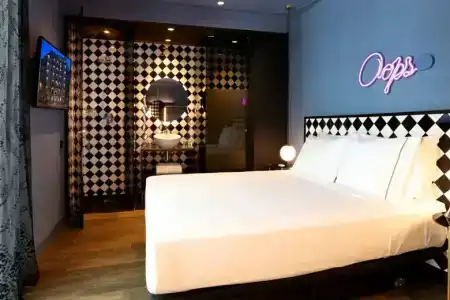 Axel Madrid - Adults Only - 35