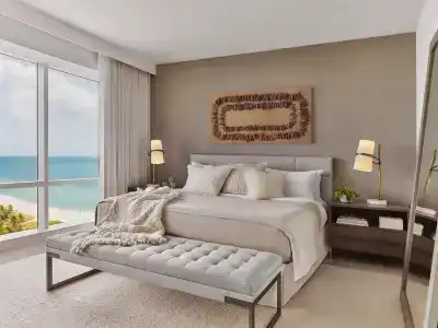 w South Beach - 84