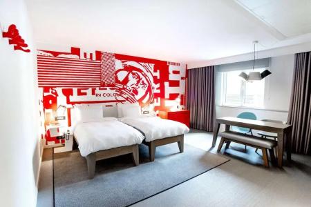 Radisson Red Brussels - 33