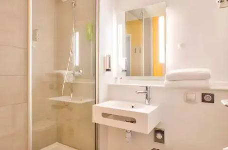 B&B Hôtel Paris 17 Batignolles - 56