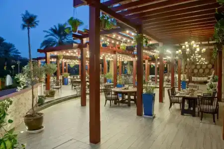 Grand Hyatt Residence - 32