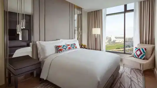 The Ritz-Carlton - 95