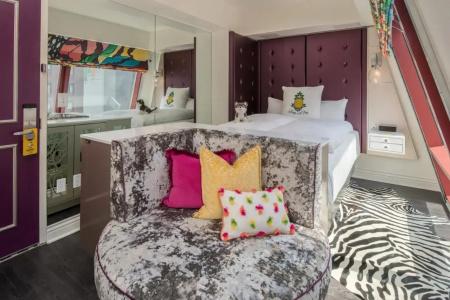 Staypineapple, An Artful, Midtown New York - 10