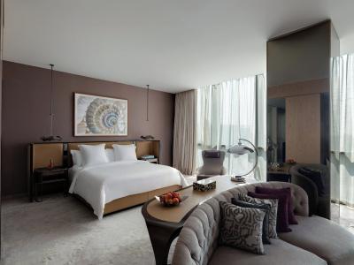 Four Seasons Dubai International Financial Centre - 127