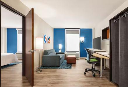 Home2 Suites Long Island City/Manhattan View - 71