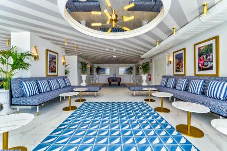 Palladium Don Carlos - Adults Only - 21