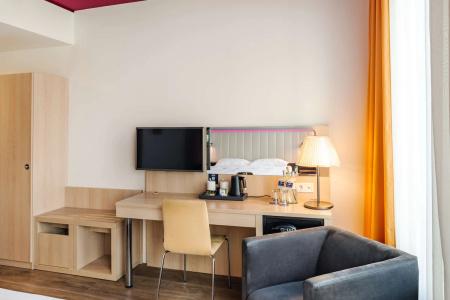 Park Inn by Radisson Stuttgart - 40