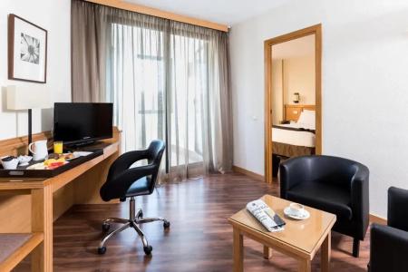 Rafaelhoteles Piramides - 6
