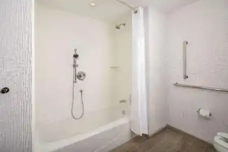 Hilton Garden Inn Miami Brickell South - 64