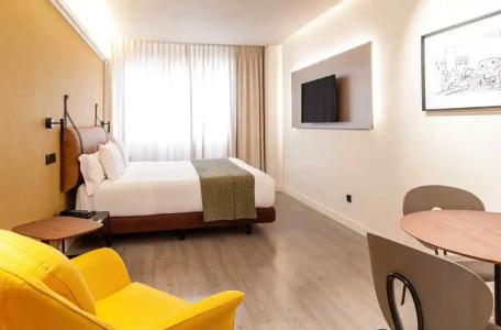 Suites Viena Plaza de España - 52