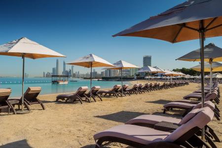 Radisson Blu & Resort, Abu Dhabi Corniche - 11