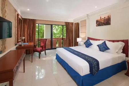Floral · Dolphin Circle Pattaya - 48