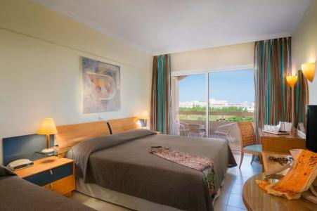 Sun Beach Resort - 37