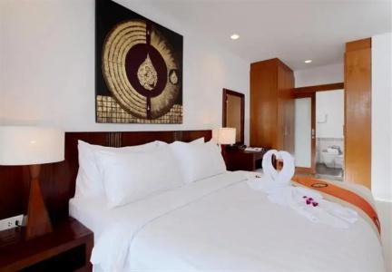 The Park Surin Serviced - 40