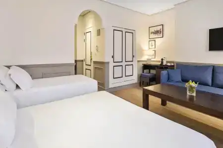 H10 Corregidor Boutique - 69