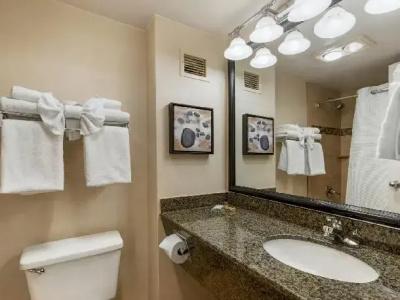 Best Western Plus Ocean View - 54