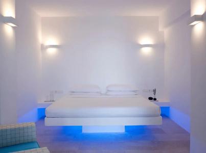 Aurora Luxury Suites - 47