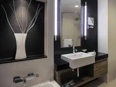 Pullman Dubai Jumeirah Lakes Towers - 62