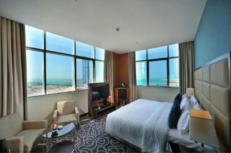 Ramada Abu Dhabi Corniche - 45