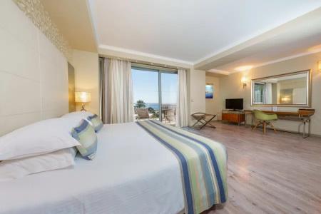 Atrium Platinum Resort & Spa - 45