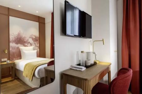 Hôtel Le Cardinal by Happyculture - 29