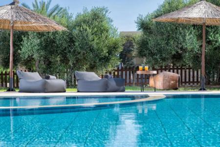 Elea Suites & Residences - 20