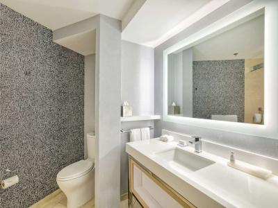 Radisson Blu Downtown - 46