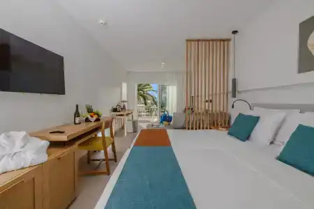 Anissa Beach - 50