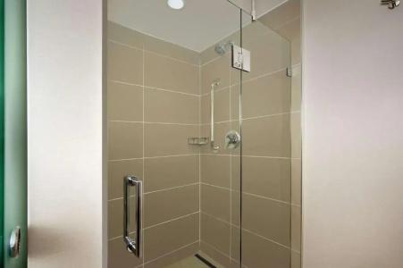 Hilton Garden Inn Miami South Beach - 38