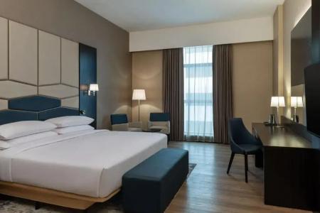 Four Points by Sheraton Production City - 8