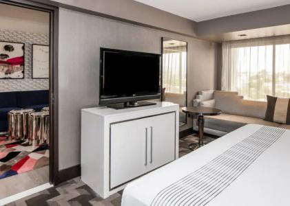 Beverly Hills Marriott - 85