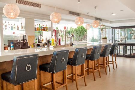 Tomir Portals Suites - 11