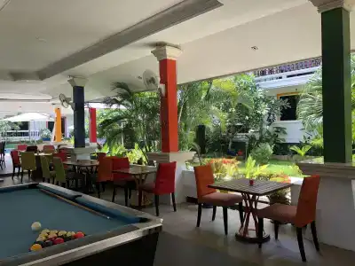Tropical Palm Resort - 11