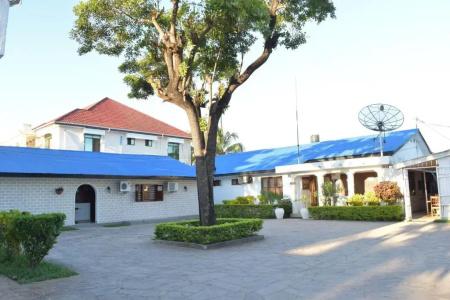 Chukwani Executive Inn - 0
